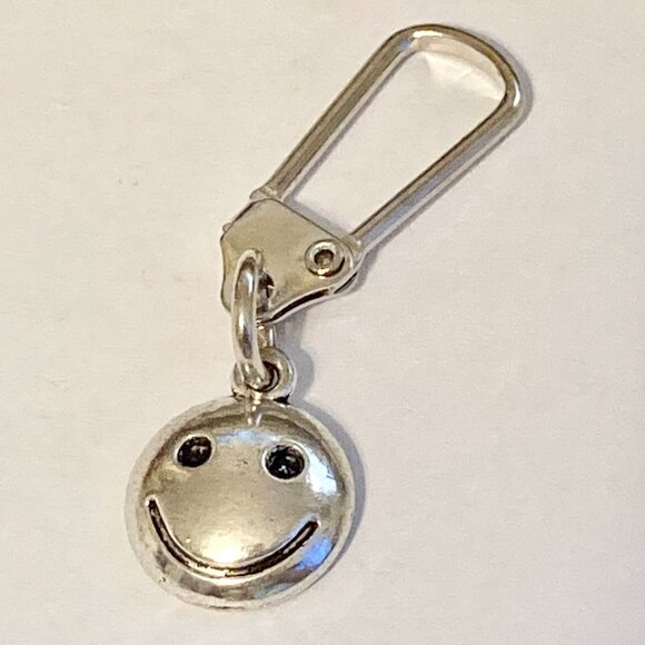 Smiley Face Zipper Pull Bag Purse Charm Silver Tone Locking Clasp Smile Happy - Picture 6 of 10